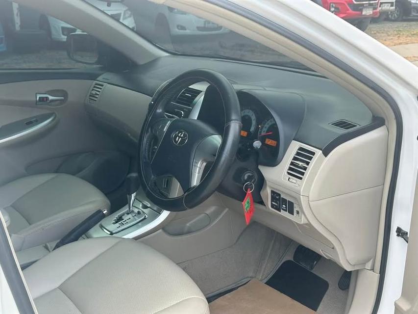 2012 Toyota Corolla Altis 1.8 g 10