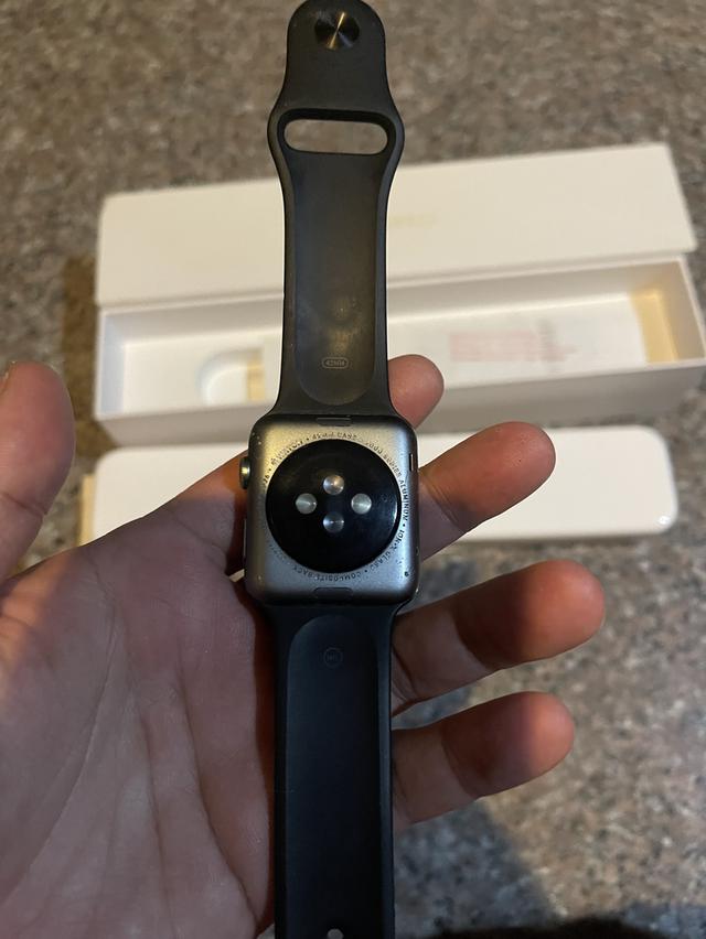 ขายApple Watch สีดำ42MMมีกล่องสวยๆถูกๆใช้งานดี 2