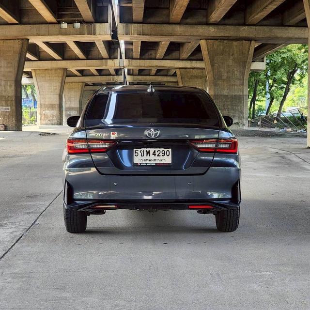 TOYOTA YARIS ATIV 1.2 PREMIUM LUXURY AT ปี 2024 รถสวยมือเดียว ไมล์น้อย 6