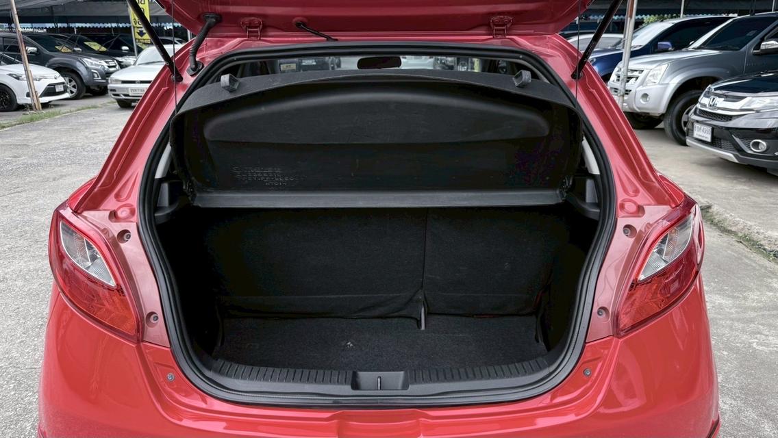 รหัสรถ PB5262 MAZDA 2 1.5 รองท้อป 2012 เบนซิน 8