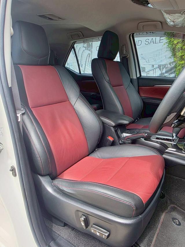 Toyoya Fortuner 2.8TRD 4wd ปี19 7