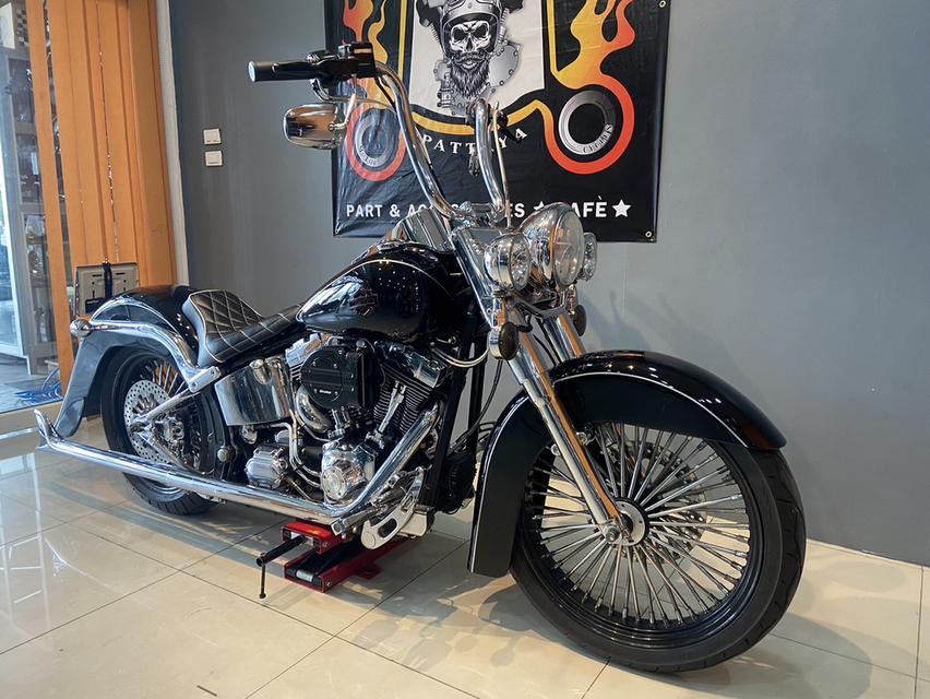 Harley-Davidson Softail Dence Chicano 3