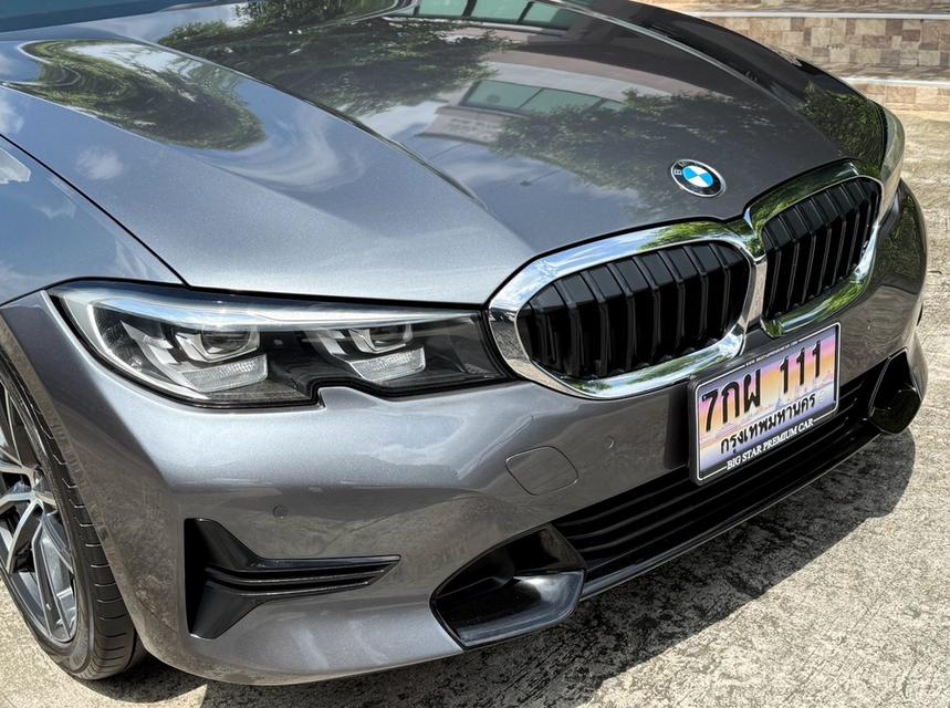 2020 BMW 320D LIMOUSINE รถมือเดียวออกป้ายแดง รถวิ่งน้อย เข้าศูนย์ทุกระยะ ไม่เคยมีอุบัติเหตุครับ 8