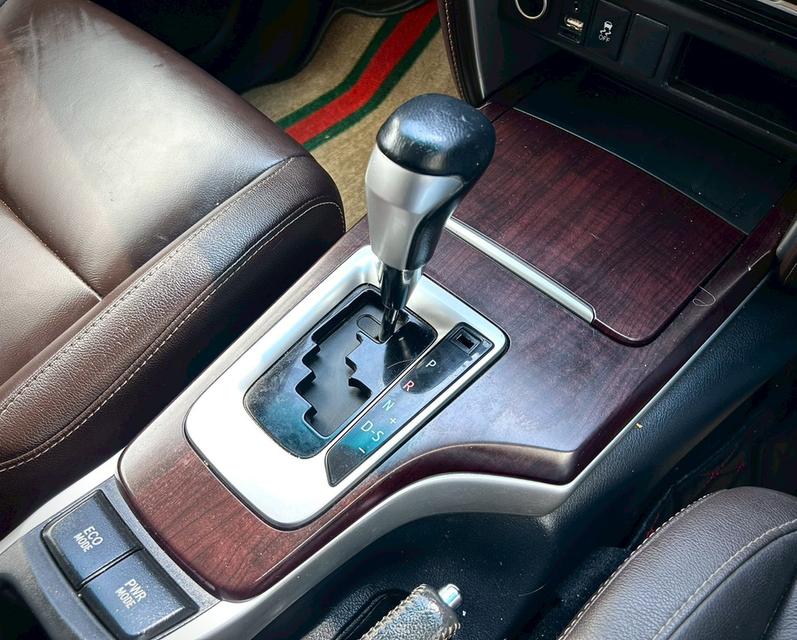 Toyota Fortuner 2.4V ปี17 รูปที่ 10