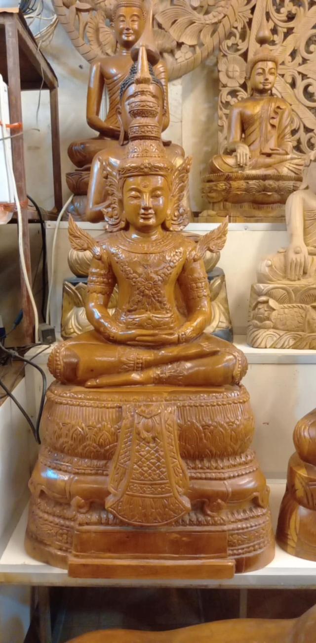 พระมหาจักรพรรดิ แกะสลัก ไม้สักทอง หน้าตัก14นิ้ว