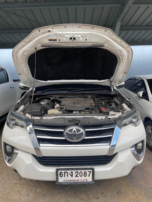 รถยนต์ ฟอจูนเนอร์ TOYOTA