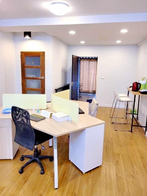 เฟอร์เครื่องใช้ไฟฟ้าครบ ถูกที่สุด อาคารพาณิชย์หรูสไตล์ยุโรป 3.5 ชั้น 4นอน ใกล้ BigC เพชรเกษม77-81 MRTหลักสอง 1กม. 20ตร.ว 5