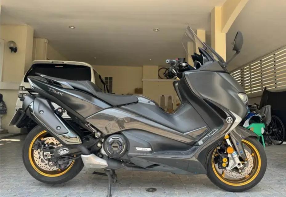 Yamaha Tmax 530DX 3