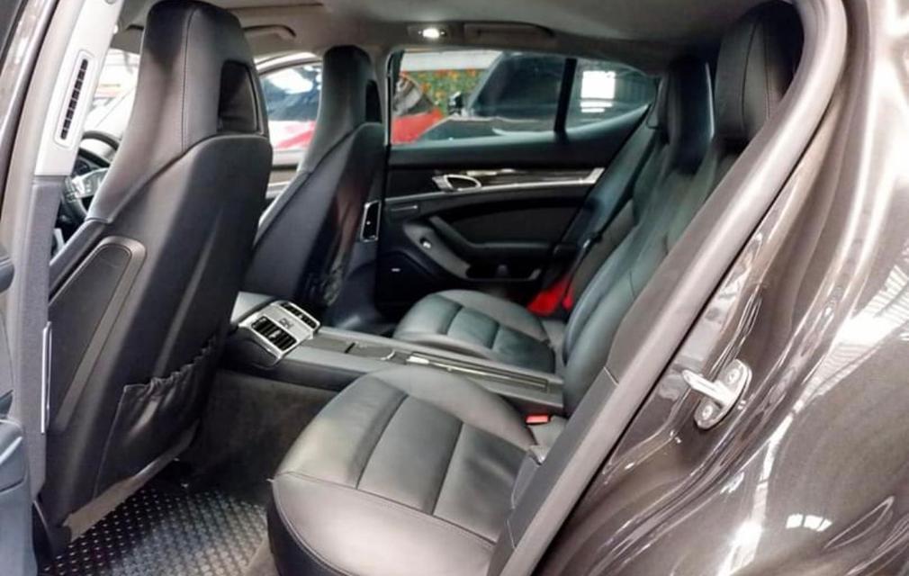 Porsche Panamera S 3.0 E-Hybrid ปี 2015 แท้ ไมล์ 83,xxx km  12