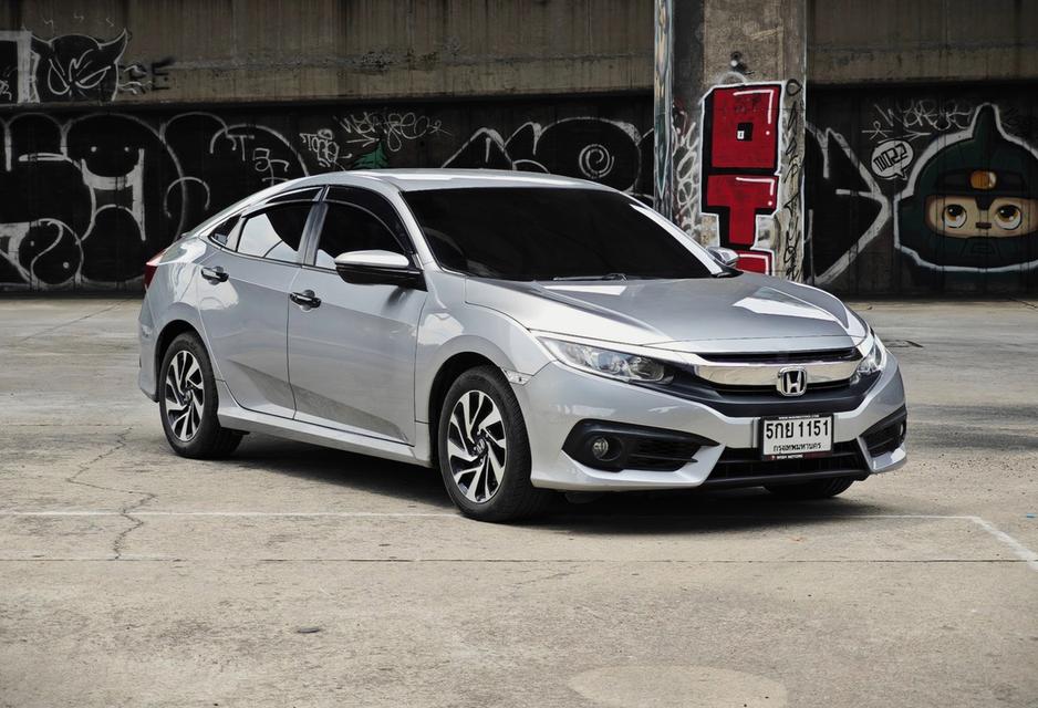 Honda Civic FC 1.8 EL ปี 2017