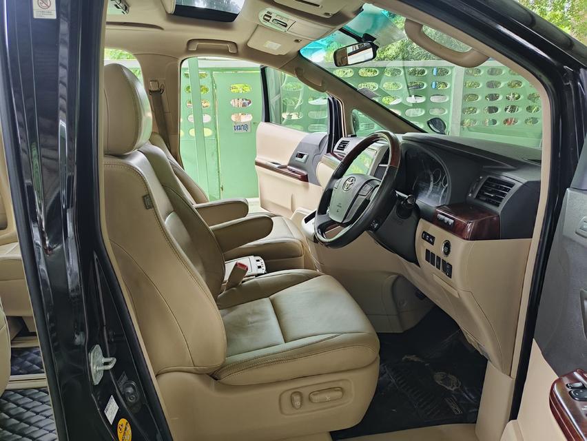 Toyota Vellfire 2.4 V ปี 2013  รุ่น คศ. 2009 13