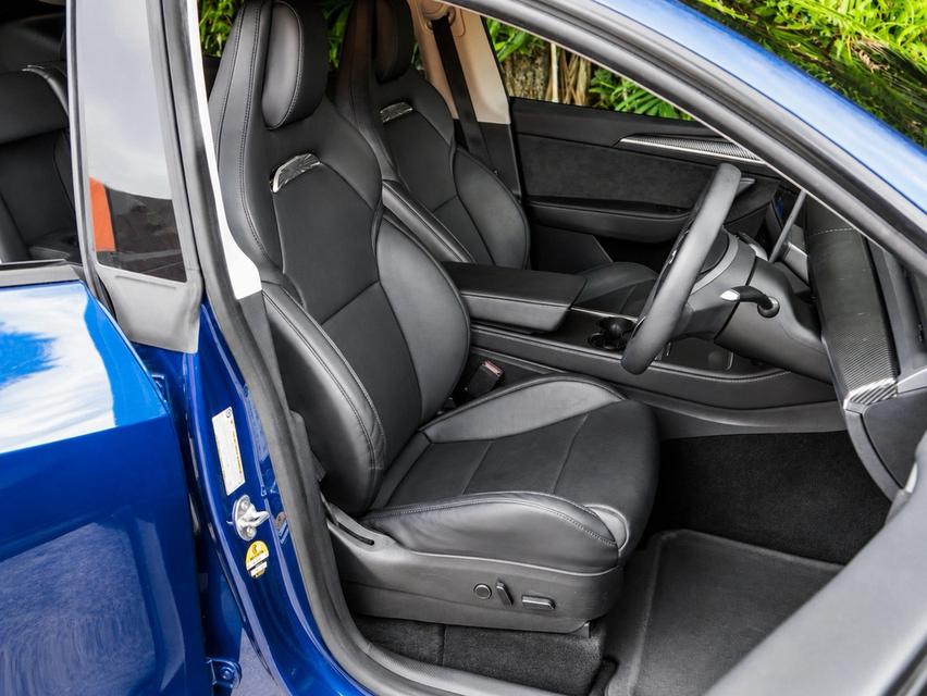 Tesla Model Y Performance AWD 2022 สีน้ำเงิน รูปที่ 10