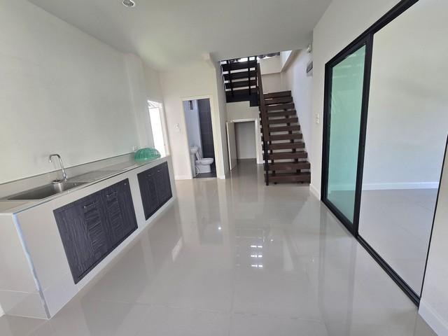 ให้เช่าบ้านเดี่ยว 2 ชั้น42ตรว. CPN ninn วงแหวน-ลำลูกกา คลอง 6 ใกล้ตลาดชัชวาล 3