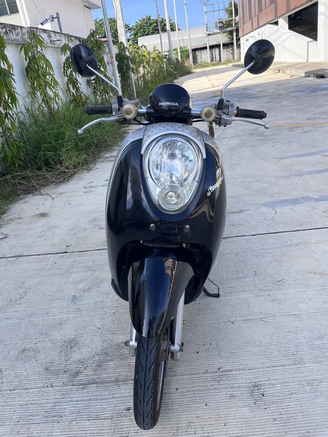 ขายด่วน !!!!  Honda รุ่น scoopy i 110cc ปี 2010 หัวฉีด  สตาร์ทมือ-เท้า ภาษีไม่ขาด  ก.ย. 68   ✅เอกสารชุดโอนครบ 12