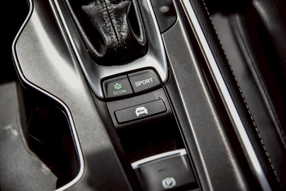 รหัสรถ CBL7117 Honda Accord 2.0 Hybrid AT 2020 13