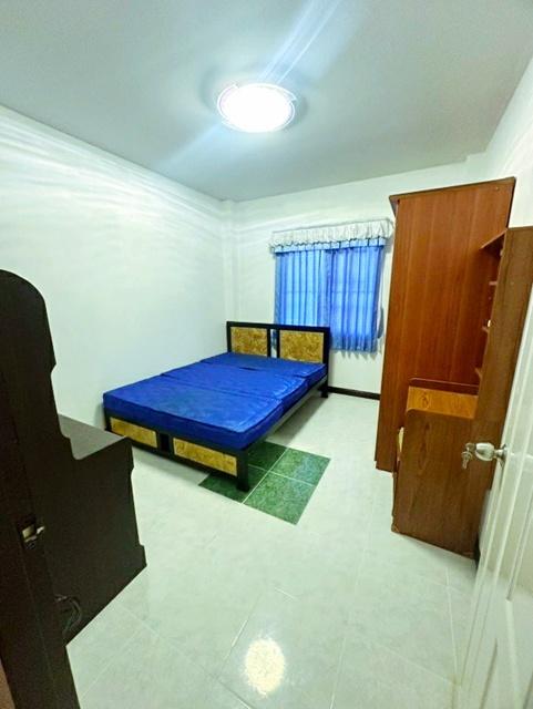 พิษณุโลก 2.2 กม. เช่า บ้านเดี่ยว 2 หลังแม็คโคร 6นอน หรูหรา 202ตร.วา. ม.นเรศวร 3 กม.เครื่องใช้ไฟฟ้าครบ 602ตร.ม. 6น้ำ 3.95 6