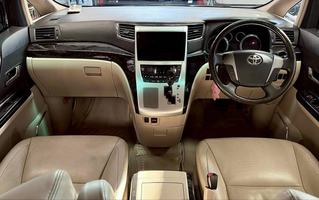 Toyota Alphard 2.4V ปี 2012  12