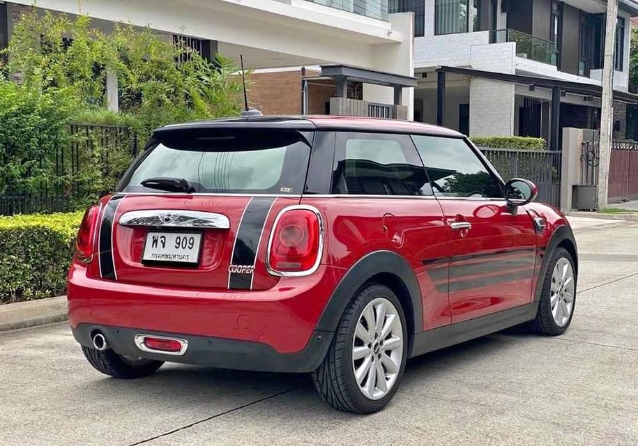 Mini Cooper Hatch F56  สีแดง ปี 2015 เจ้าของใช้เอง 5