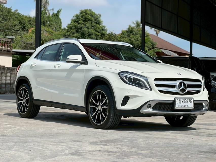 BENZ GLA-CLASS 200 ปี 2015 