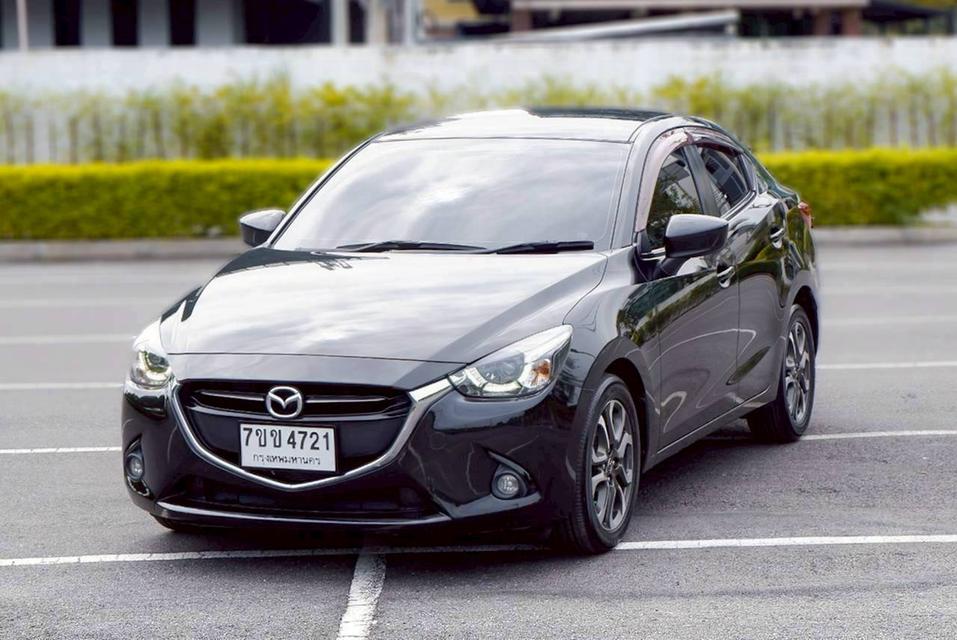 Mazda2 Skyactive 1.5 XLD High connect เกียร์ Auto สีดำ ปี2015 2