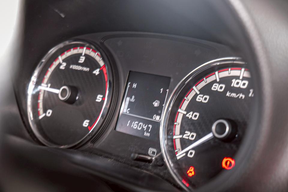 MITSUBISHI TRITON เครื่องยนต์ 2.4 GLS+ ปี 2016 11