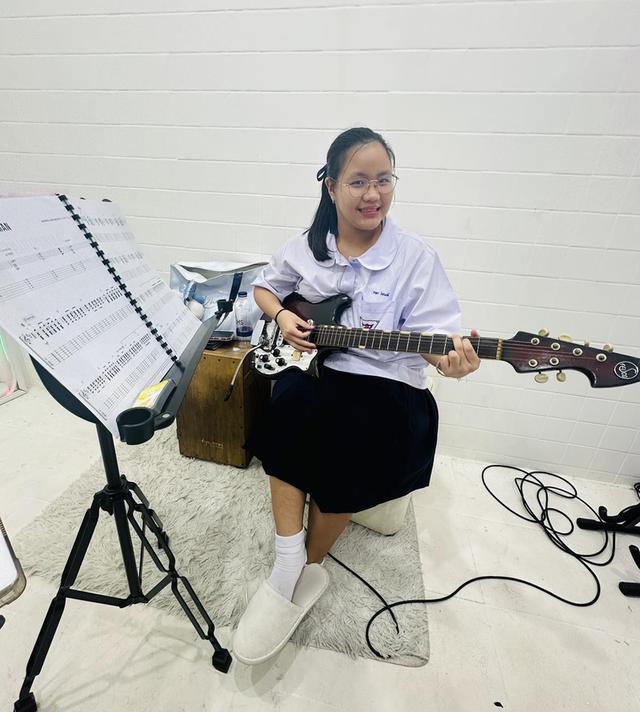 รับสอนกีตาร์ทุกประเภท ที่ Fin Music School รูปที่ 9