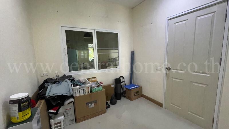 ทาวน์เฮ้าส์ โกลเด้น ซิตี้ ปิ่นเกล้า - จรัญสนิทวงศ์ หลังริม พร้อมเข้าอยู่ 5