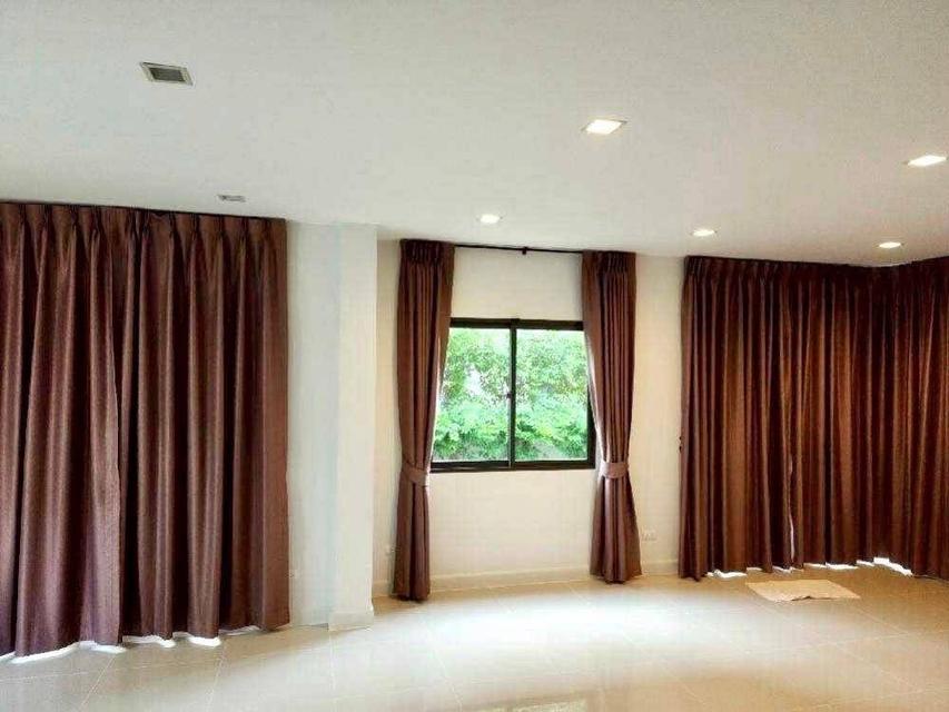 ขายทาวน์โฮมพร้อมผู้เช่า วี คอมพาวด์ ติวานนท์ - รังสิต V Compound Tiwanon - Rangsit 2