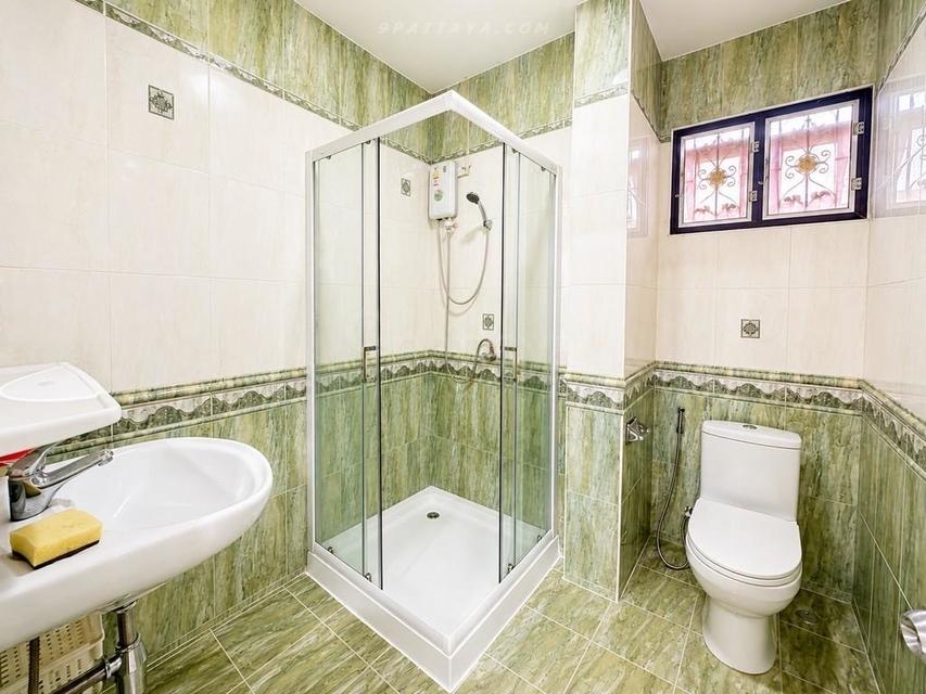 For Rent — 2-Storey Detached House with Garden at Sirisa 9, South PattayaSpacious 3 bedrooms 3 bathroom 11