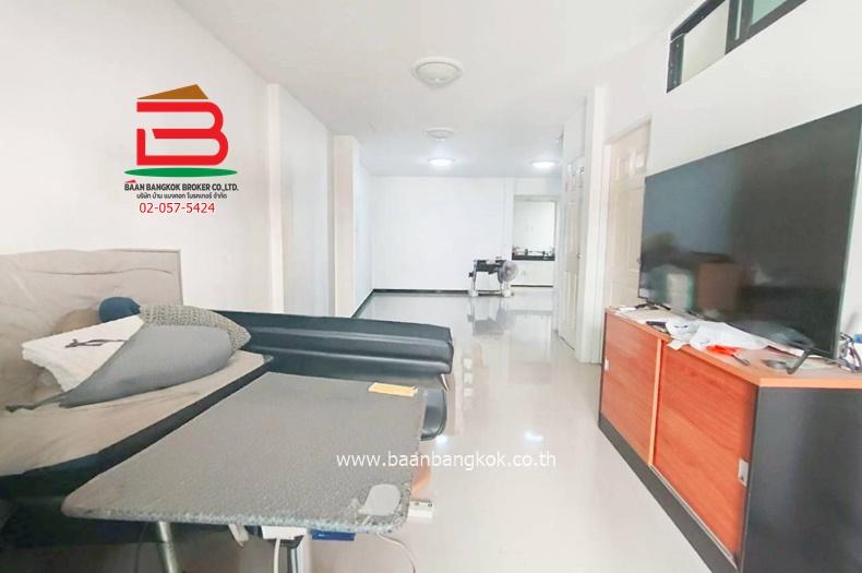 ทาวน์เฮ้าส์ วรางกูร รังสิตคลอง 3 (ใกล้โรงเรียนโชคชัย 4) เนื้อที่ 18.8 ตรว. ตำบลบึงลาดสวาย อำเภอลำลูกกา จังหวัดปทุมธานี 4