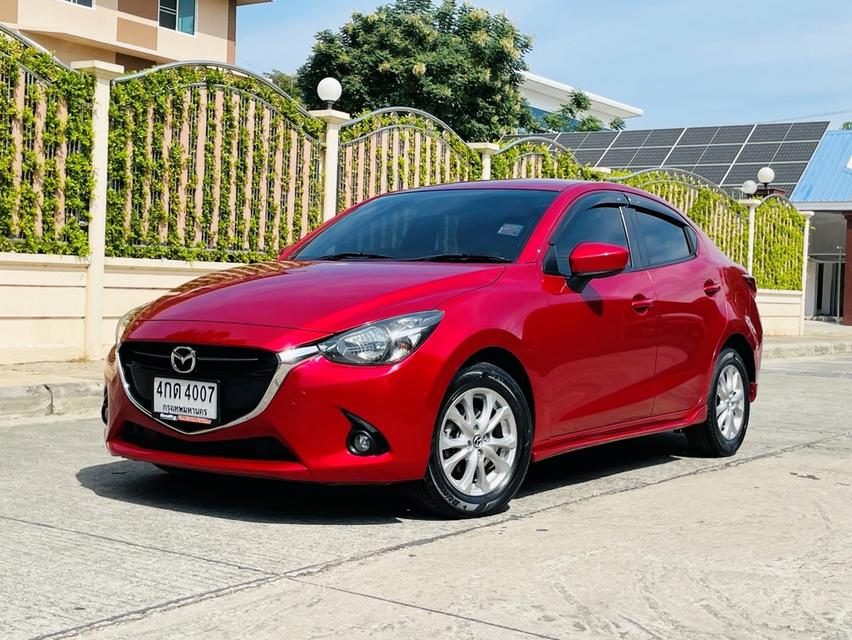 MAZDA 2 1.3 SKYACTIVE HIGH PLUS ปี 2015 สีแดง สภาพนางฟ้า 7