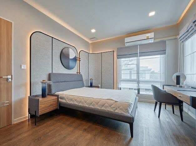 ว่าง 2 หลัง พร้อมกัน บ้านให้เช่า และ ขาย หมู่บ้านมัณฑนา กม.15  บ้านอยู่ตรงข้ามกัน  แบบบ้าน Premier 9