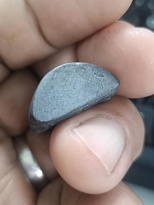 รูปหล่อหลวงพ่อเดิม วัดหนองโพธิ์ เนื้อตะกั่วหัวลูกปืน