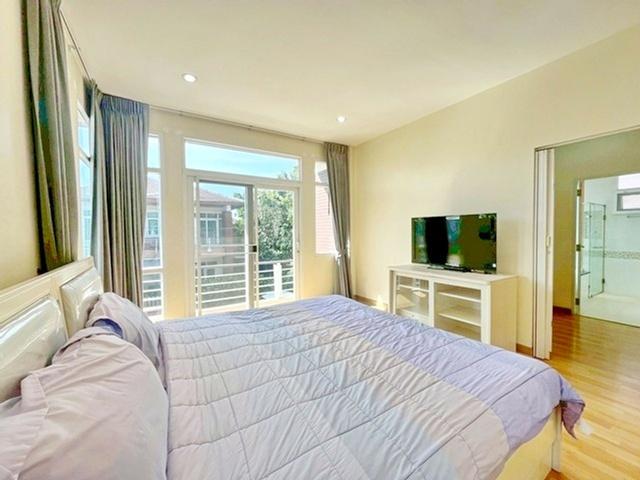 สวนเสือศรีราชา 2.5 กม.รร.นานาชาติไทยจีน ศรีราชา 3 กม.เฟอร์ฯครบ The Boulevard บ้านเดี่ยว 2 ชั้น 63 ตร.วา.พร้อมอยู่ 3นอน ฟ 4