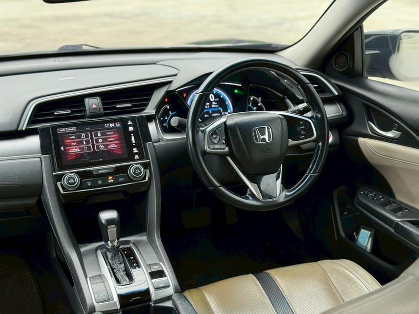 Honda Civic FC 1.8 EL CVT   2018 สีดำ  ออโต้  18