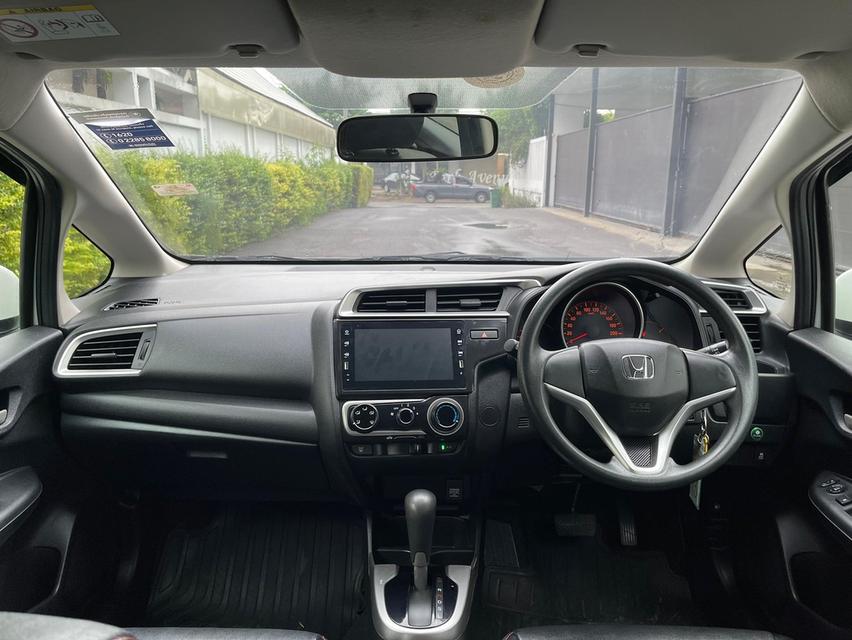 Honda Jazz GK 1.5 S  MNC  ปี 2018 สีขาว เลขไมล์ 48,xxx km. 11