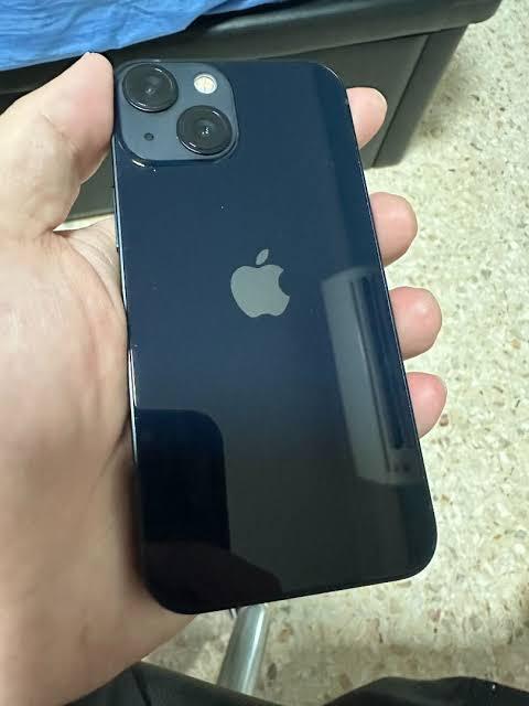 iPhone 13 128GB Midnight 1