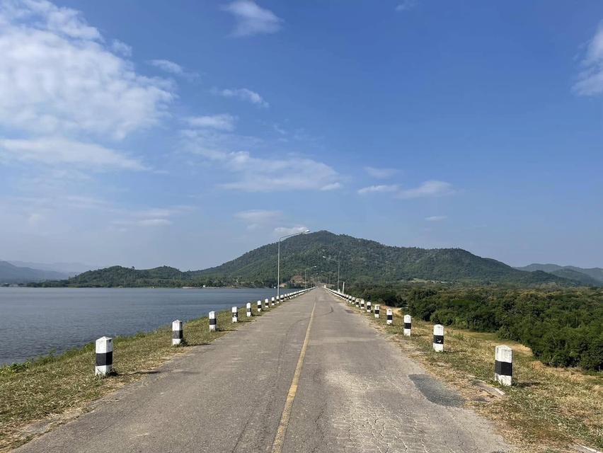 ที่ดินติดวิวเขา ใกล้อ่างเก็บน้ำ เหมาะทำบ้านสวนหรือลงทุน  10