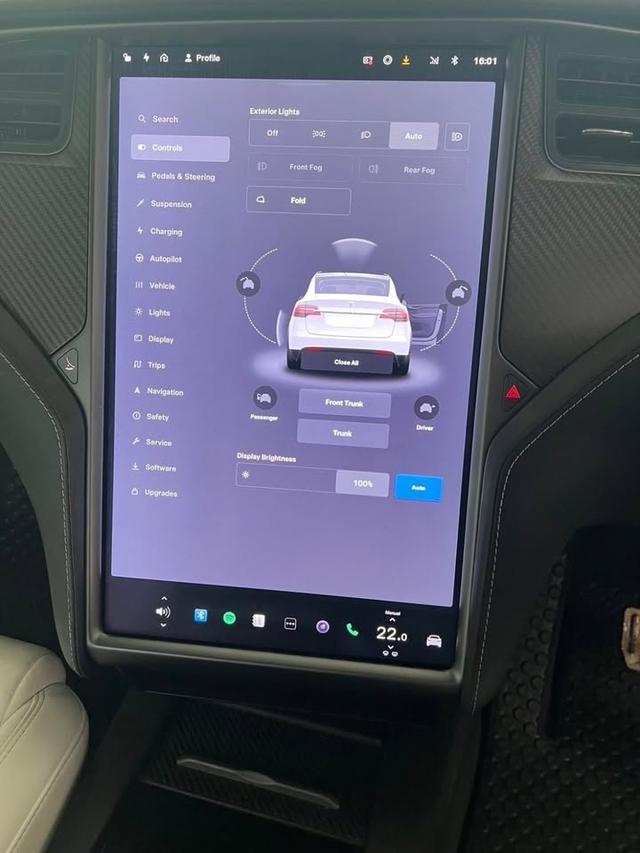 Tesla Model X ปี 2021 7