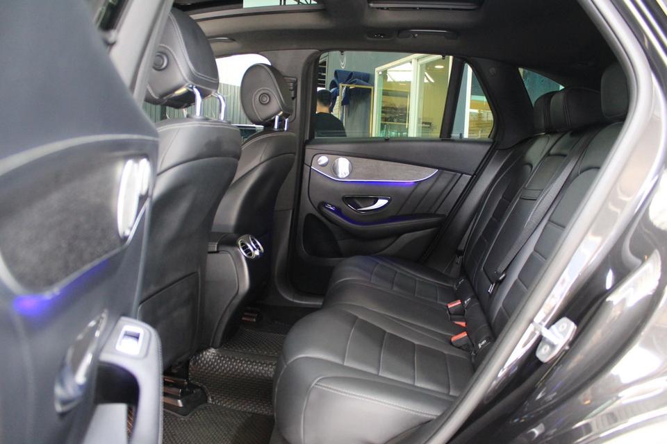 รหัสรถ JRS9032 Benz GLC300e AMG Dynamic  ปี 2020 10