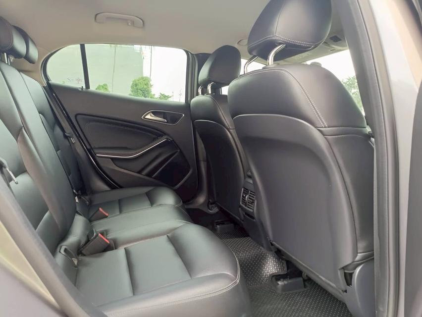 Mercedes Benz GLA200 ปี 2016. ไมล์ 8x,xxx km 15