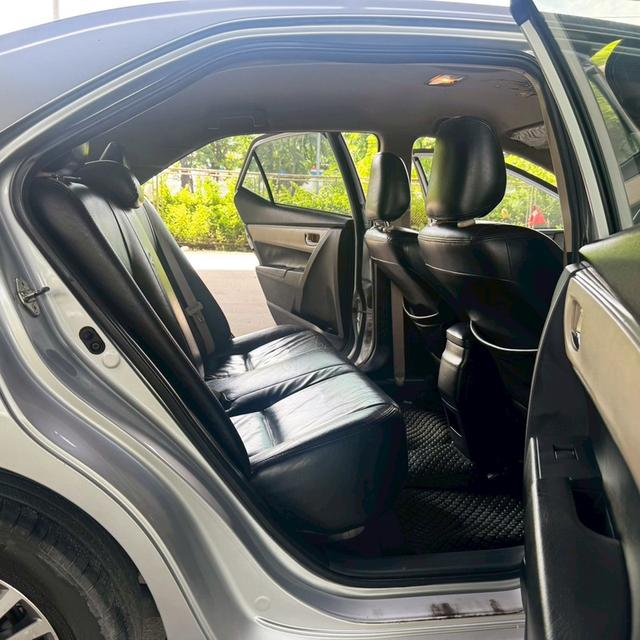 Toyota ALTIS 1.8 E AT ปี 2015  รถสวยขับดี ฟรีดาวน์ พร้อมใช้งาน 15