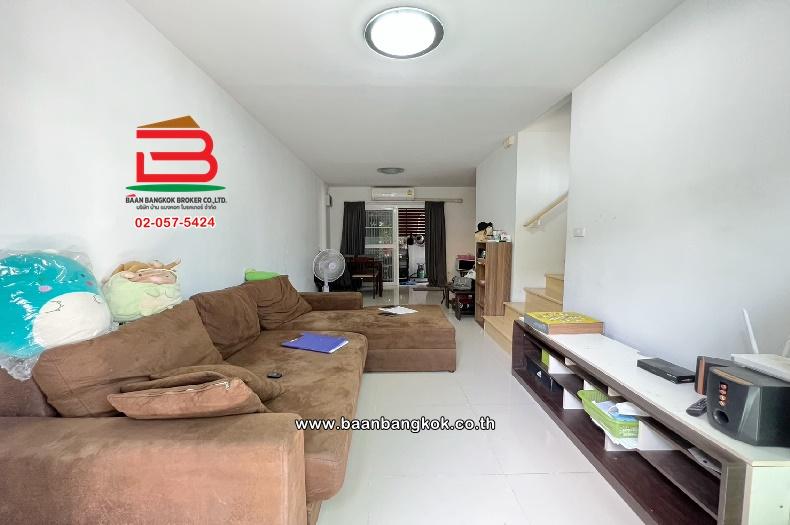 ทาวน์โฮม หมู่บ้าน พลีโน่ พหลโยธิน-สายไหม โครงการติดถนนสายไหมซอย 49-51 เนื้อที่ 27.7 ตารางวา แขวงสายไหม เขตสายไหม กรุงเทพมหานคร