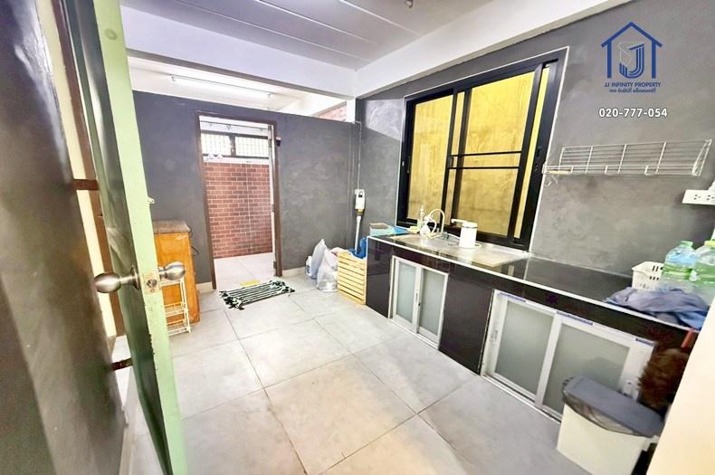 ขายบ้านเดี่ยว 99 ตารางวา ถนนโชคชัย 4 ซอย 84 หลังมุม ใกล้ทางด่วนรามอินทรา 14