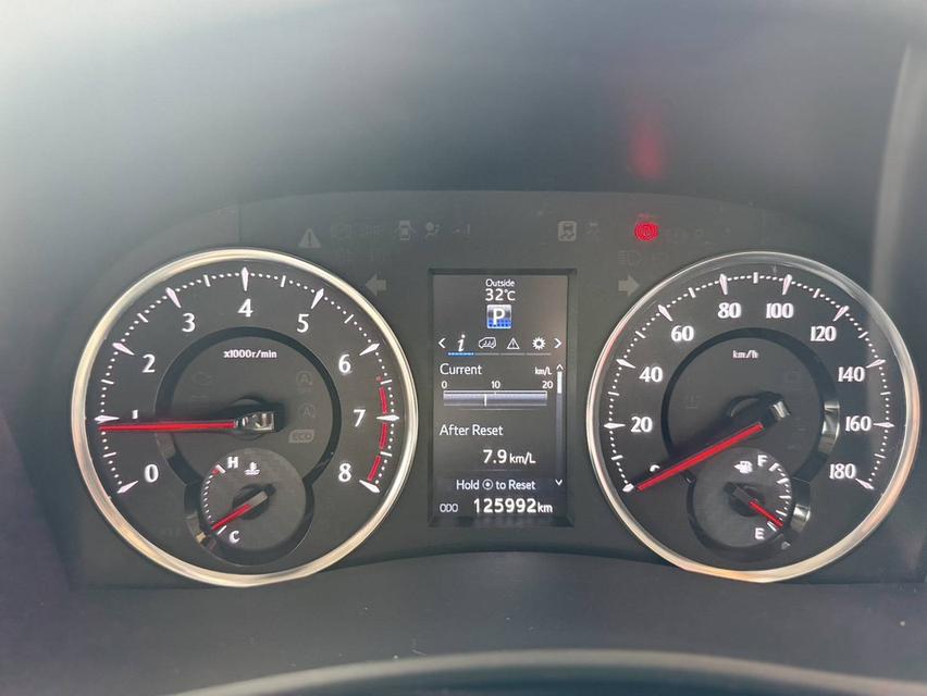 TOYOTA ALPHARD 2.5 SC package รูปที่ 18