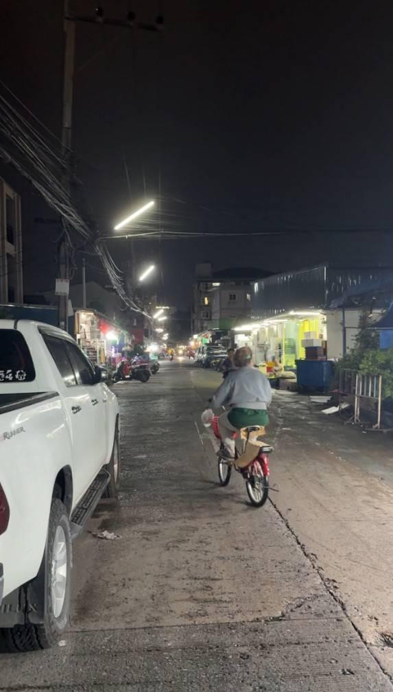 ขายบ้านพร้อมที่ดิน ทำเลค้าขาย อยู่กลางใจตลาด.4.มุมเมือง 11