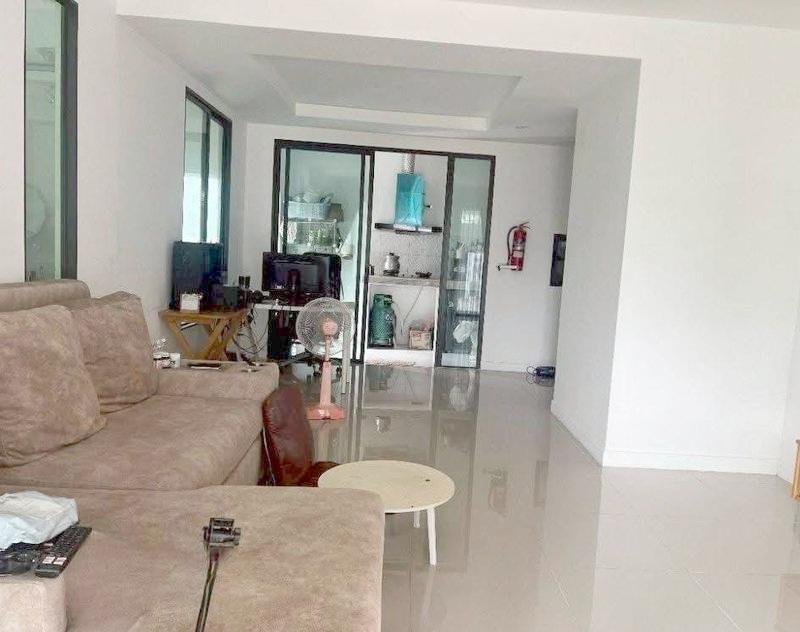 ทาวน์โฮม 3 ชั้น Patio พหลโยธิน วิภาวดี พหลโยธิน 92 เช่า 3