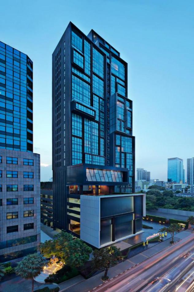 ให้เช่า: คอนโด 2 ห้องนอน Movenpick Residences เอกมัย ชั้นสูง วิวเมือง 1