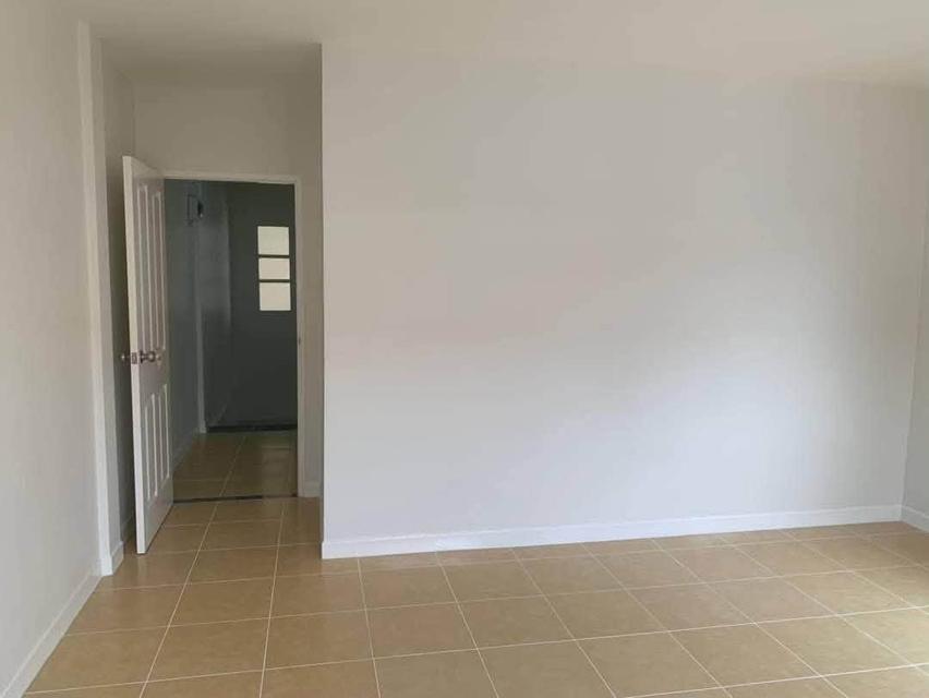 🏡 บ้านเช่าเพื่อครอบครัว ทาวน์เฮาส์หลังมุม 23 ตร.ว. โปร่งสบาย ไม่อึดอัด พร้อมแอร์ 3 เครื่อง เย็นฉ่ำทั้งหลัง! 👨👩👧👦✨ 12
