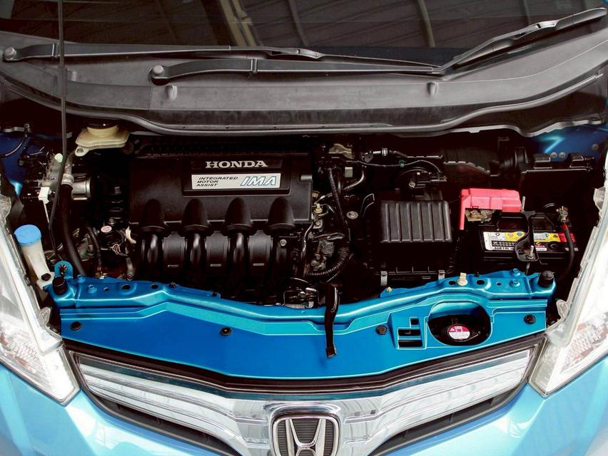 HONDA JAZZ 1.3 HYBRID ปี 2012 โฉม ปี08-14 เกียร์ AUTO สีฟ้า เครื่องยนต์ เบนซิน + ไฟฟ้า ไมล์น้อย 208,884 Km. 9